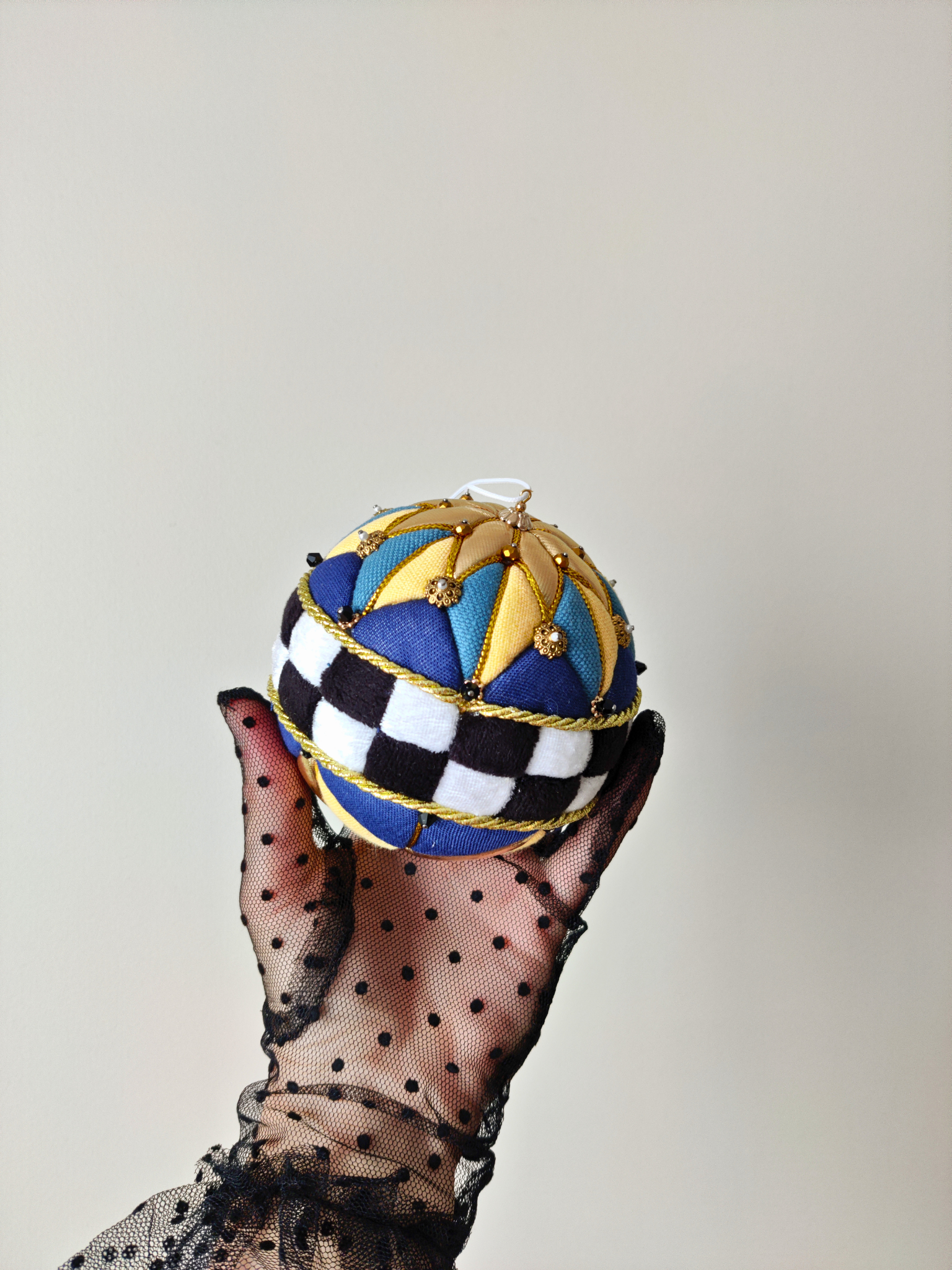 Rankų darbo eglutės žaisliukas "Šachmatų karalius" - kalėdinės dekoracijos, naujiena