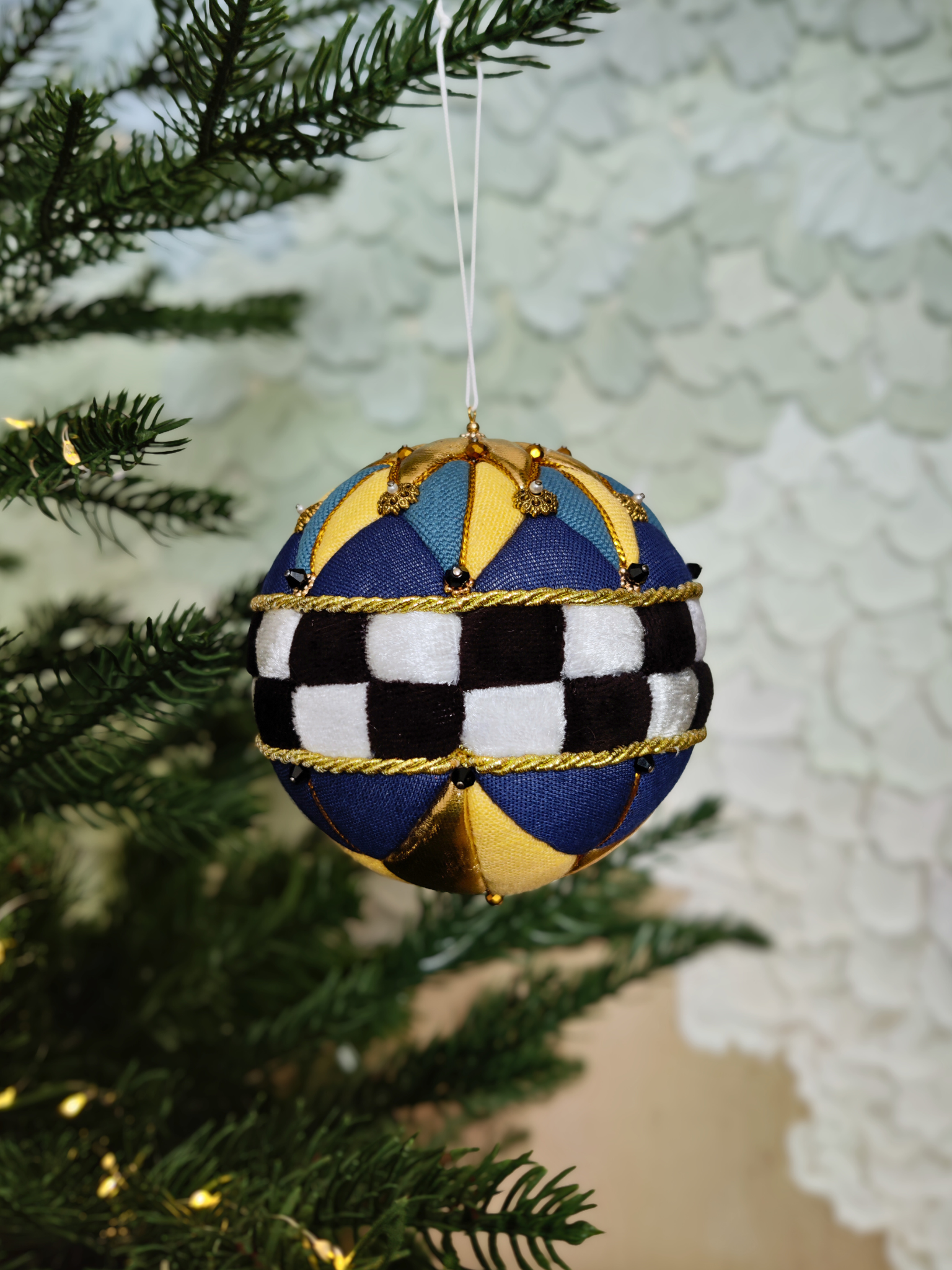 Rankų darbo eglutės žaisliukas "Šachmatų karalius" - kalėdinės dekoracijos, naujiena