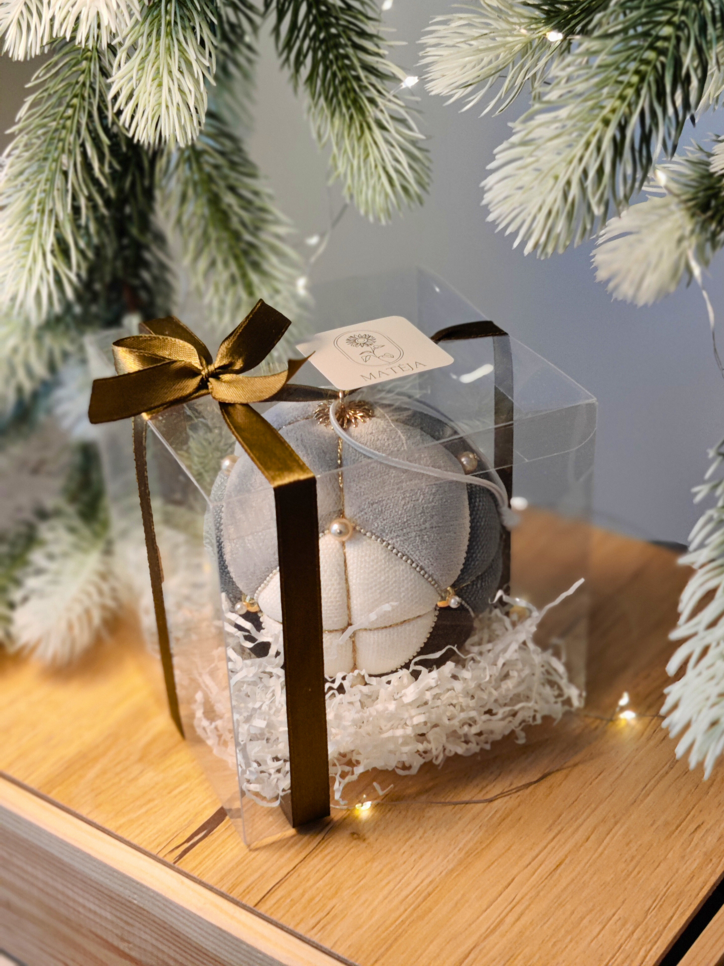 Rankų darbo eglutės žaisliukas "Šachmatų karalius" - kalėdinės dekoracijos, naujiena