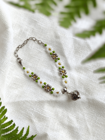 Čekiško stiklo karoliukų apyrankė su levandomis - naujiena, papuošalai