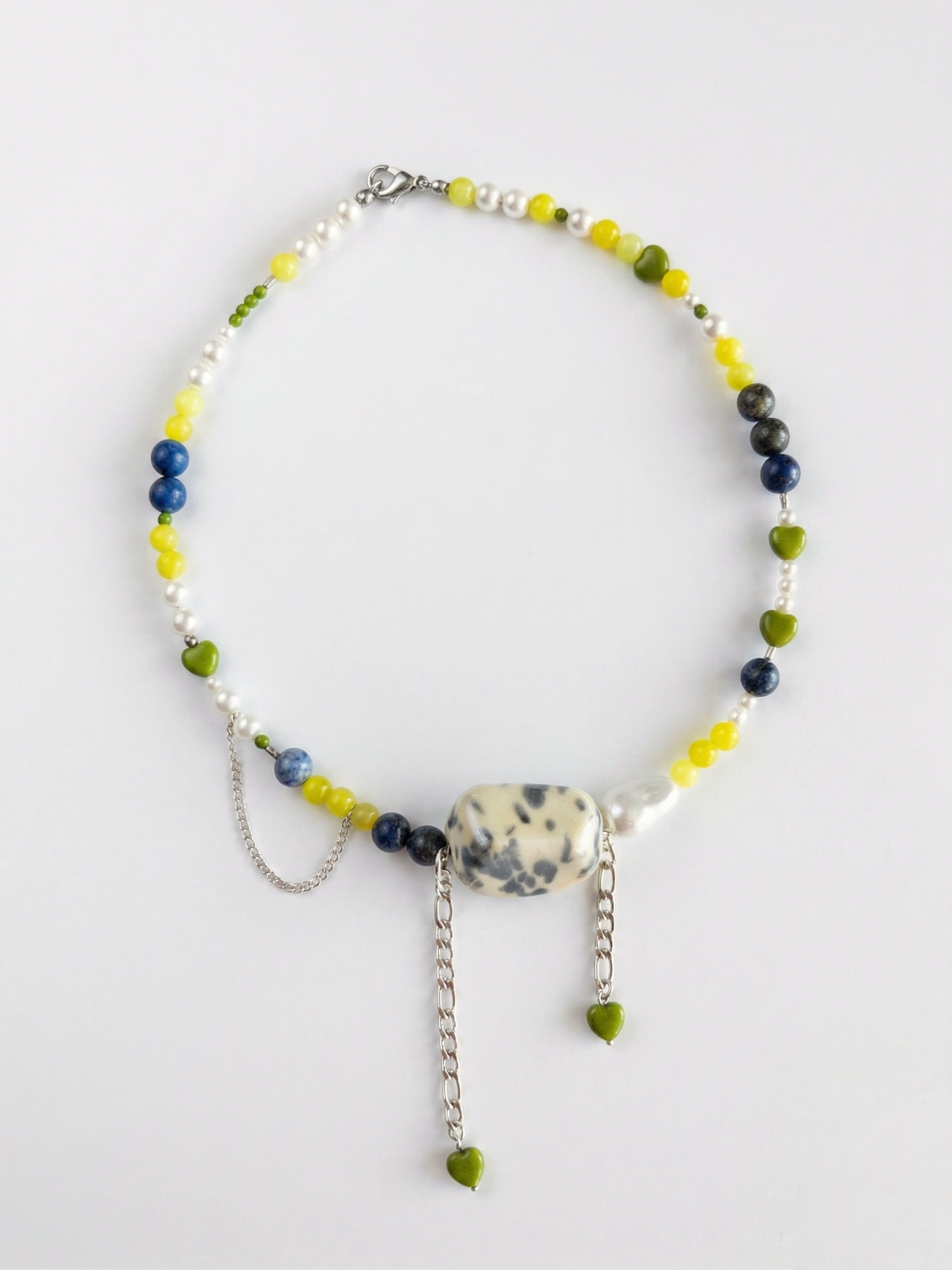 Glass bead necklace "Raspberries"