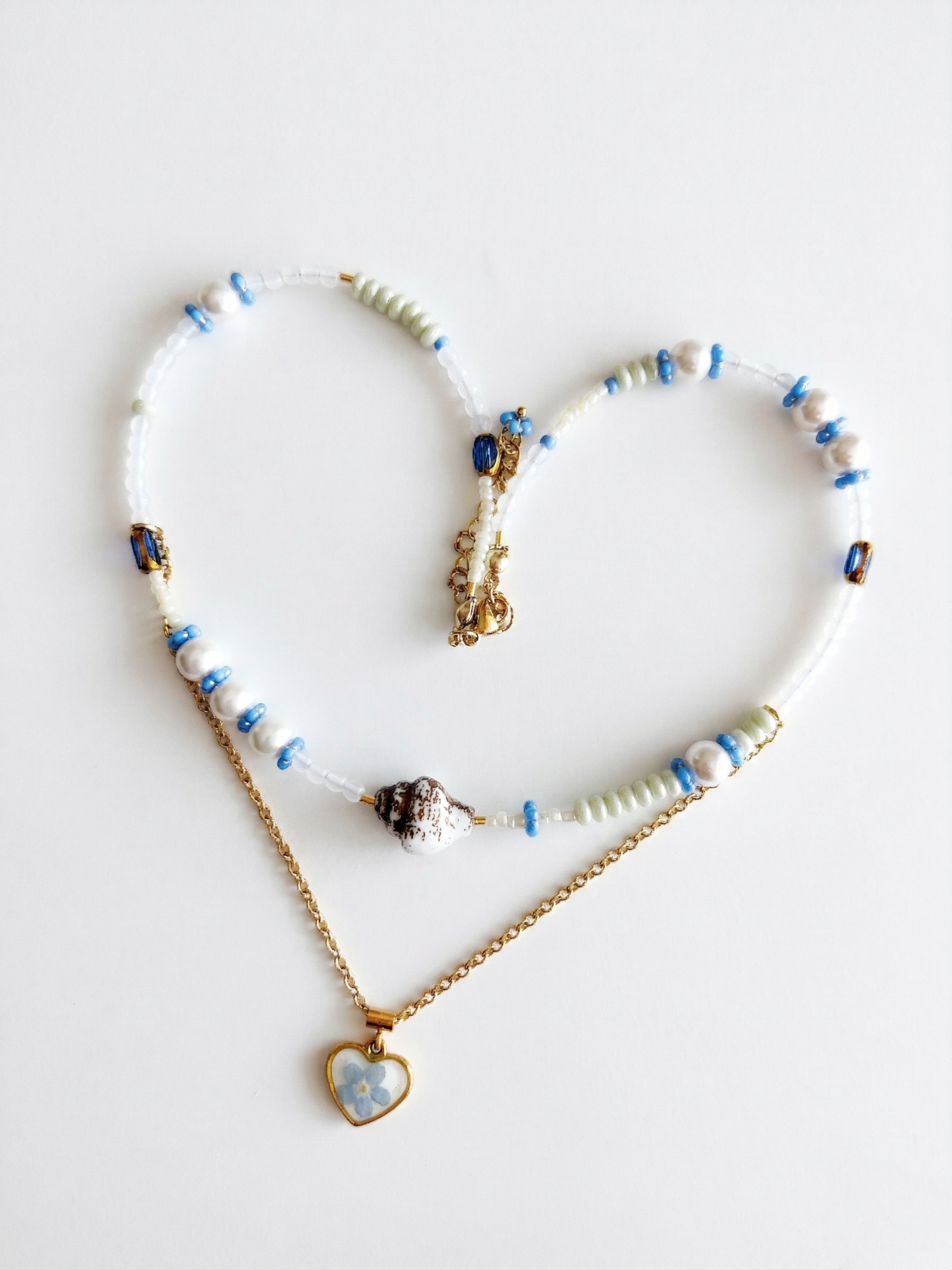 Glass bead necklace "Raspberries"