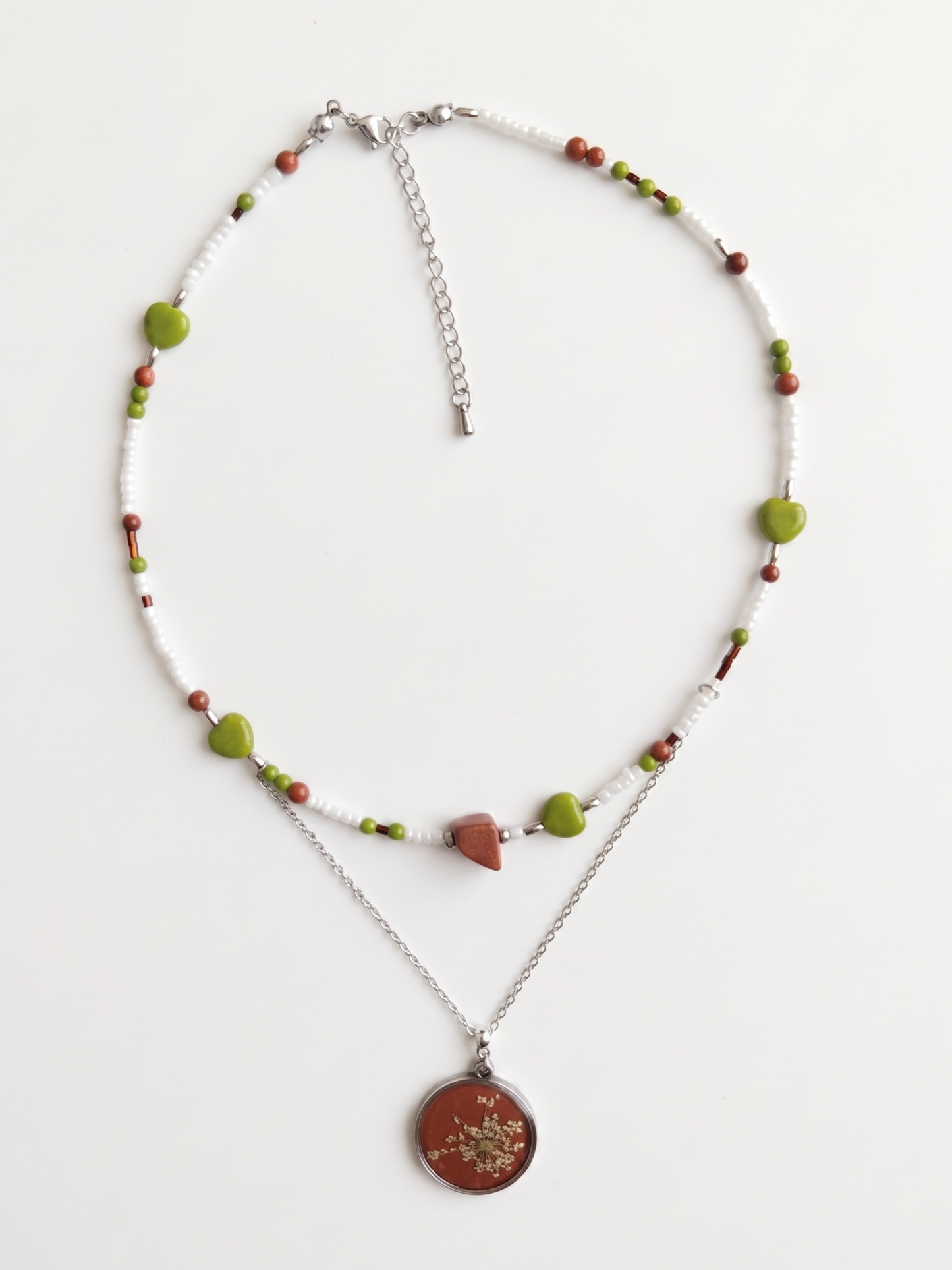 Glass bead necklace "Raspberries"