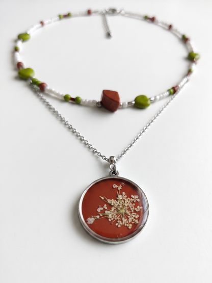 Glass bead necklace "Raspberries"