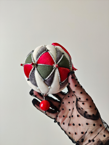 Rankų darbo eglutės žaisliukas "Arlekinas" - kalėdinės dekoracijos, naujiena