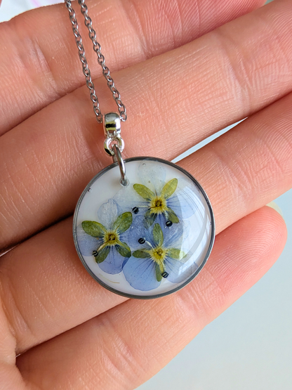 Pendant with a torch 