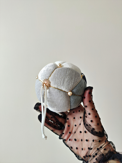 Rankų darbo eglutės žaisliukas "Karališkas" - kalėdinės dekoracijos, naujiena