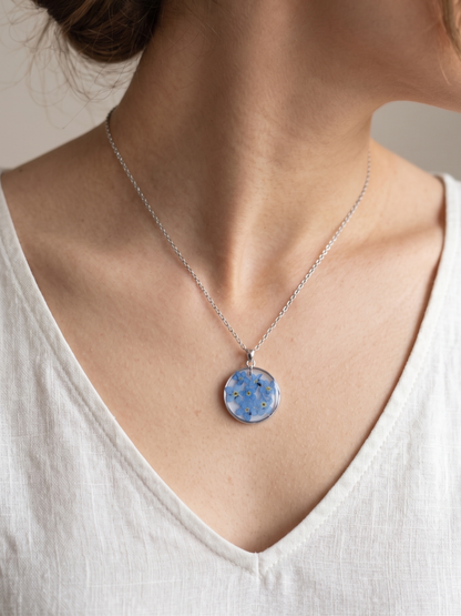 Pendant with a torch 