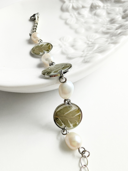 Czech glass bead bracelet with moss 