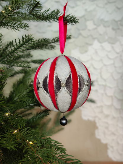 Rankų darbo eglutės žaisliukas "Švenčių dvasia" - kalėdinės dekoracijos, naujiena