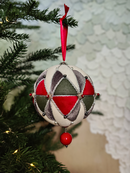 Rankų darbo eglutės žaisliukas "Arlekinas" - kalėdinės dekoracijos, naujiena