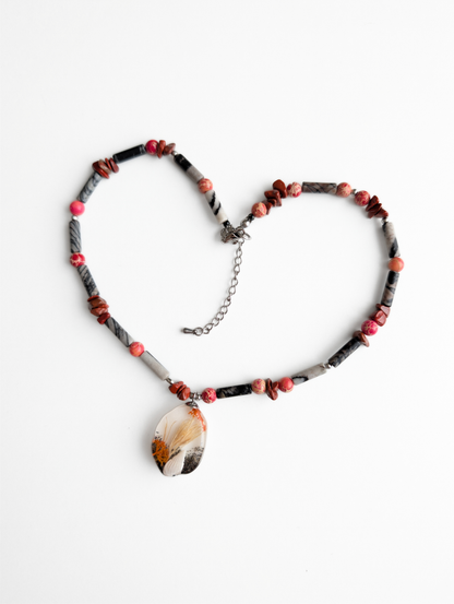 Glass bead necklace "Raspberries"