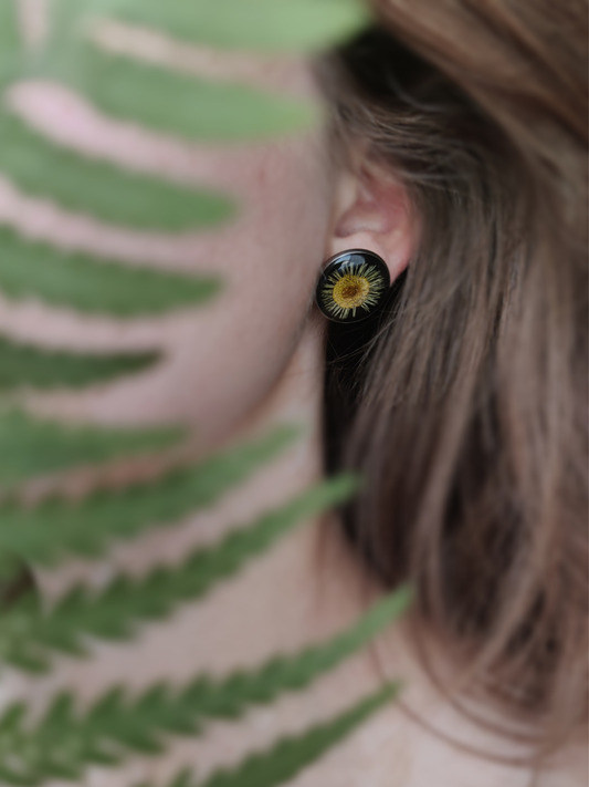 Rankų darbo auskarai