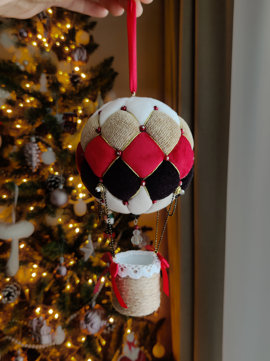 Handmade Christmas tree toy "Flying"