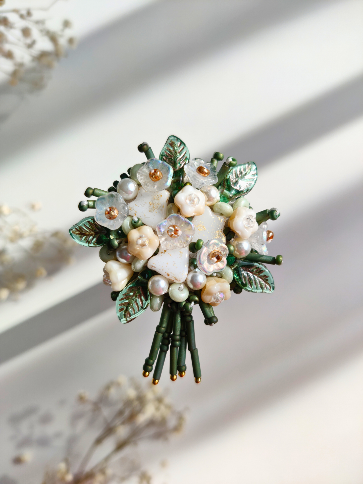 Ethnic heart-shaped brooch