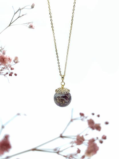 Rankų darbo pakabukas "Tulpė" - lietuviška prekė, naujiena, Pakabukai, papuošalai